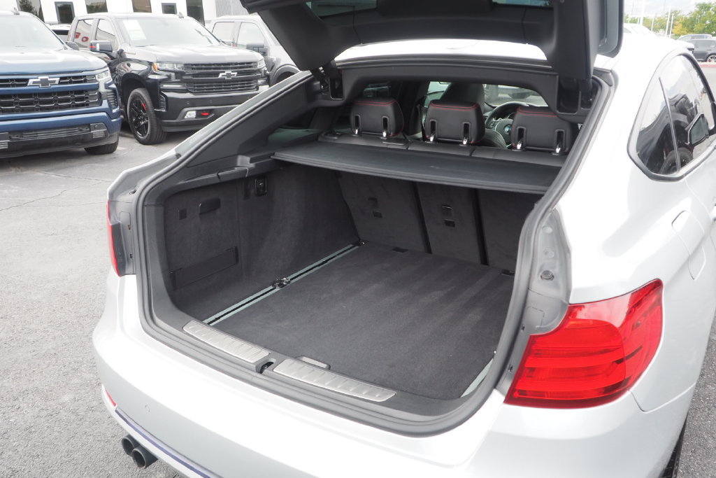 Used 2016 BMW 328i Gran Turismo xDrive AWD/4WD image 18