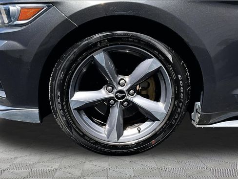 Used 2015 Ford Mustang Coupe w/ Equipment Group 051A RWD image 11