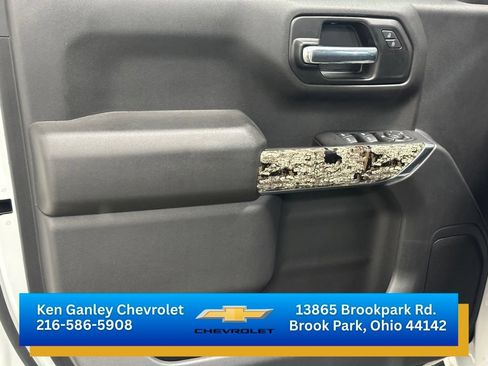 Certified 2021 Chevrolet Silverado 1500 Custom Trail Boss w/ Realtree Special Edition AWD/4WD image 7