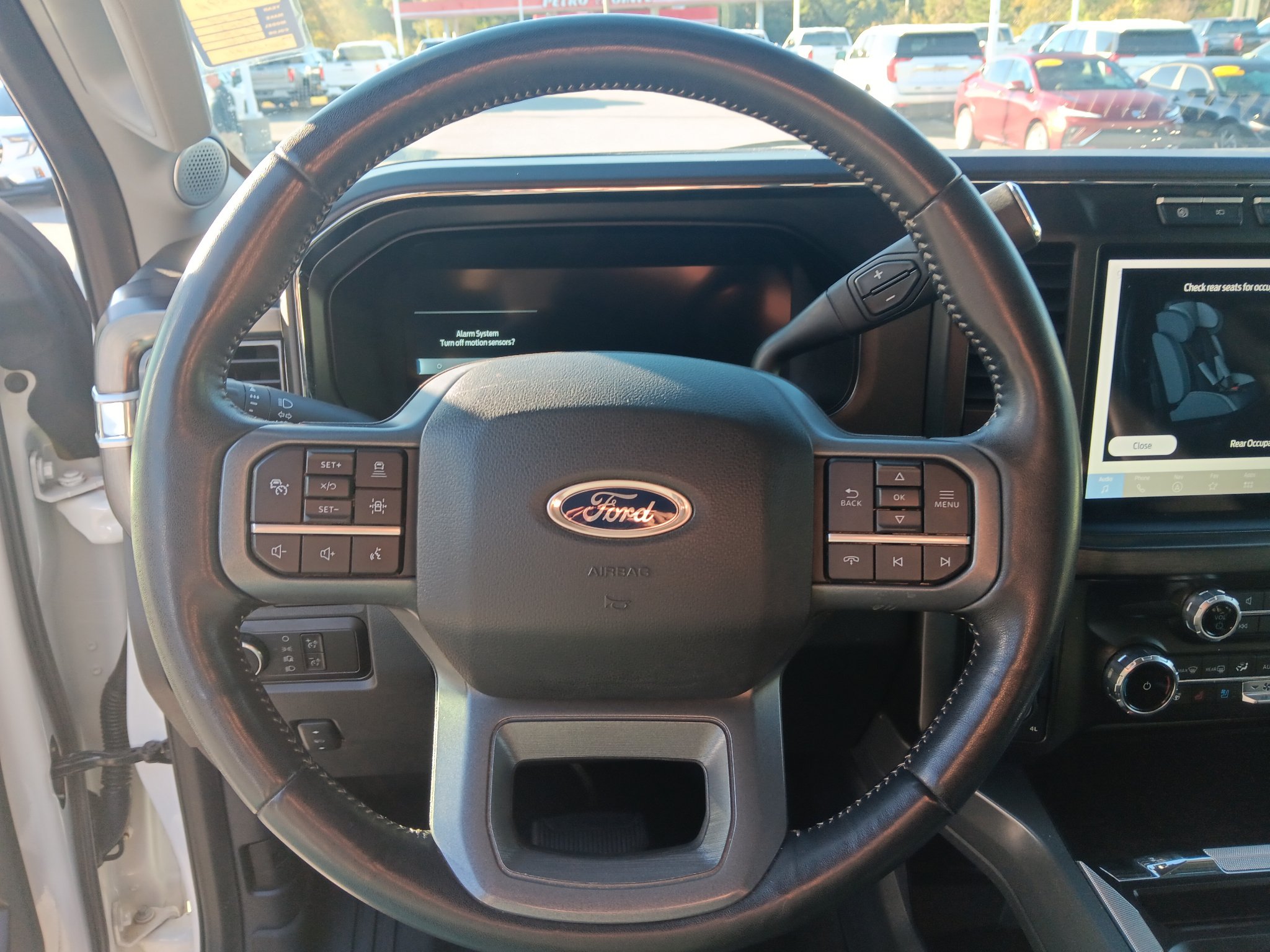 Used 2024 Ford F250 Lariat w/ Lariat Ultimate Package AWD/4WD image 19