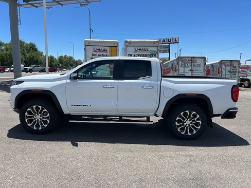 New 2026 GMC Canyon Denali w/ LPO, Black Badging Package AWD/4WD image 2