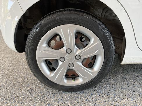 Used 2021 Chevrolet Spark LS FWD image 28