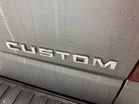 Used 2021 Chevrolet Silverado 1500 Custom w/ Safety Confidence Package image 10