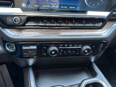 Used 2024 Chevrolet Silverado 1500 LT Trail Boss w/ Protection Package image 27