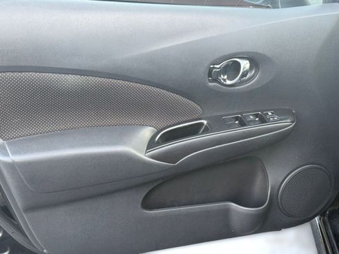 Used 2017 Nissan Versa Note SR image 11