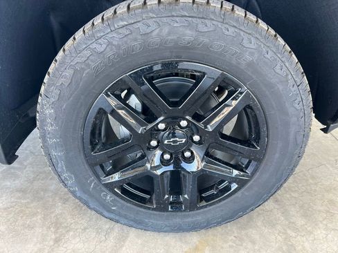 New 2025 Chevrolet Silverado 1500 Custom Trail Boss image 24