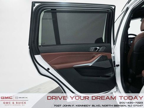 Used 2024 BMW X7 xDrive40i w/ M Sport Package image 14