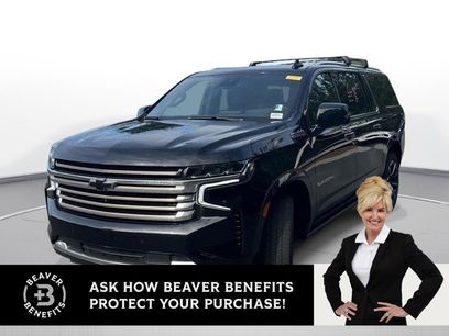 Used 2023 Chevrolet Suburban High Country w/ Premium Package 2