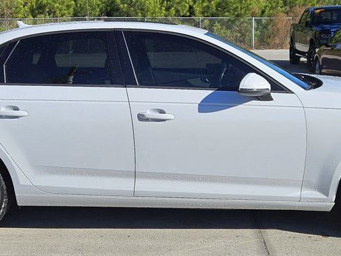 Used 2017 Audi A4 2.0T Premium image 1