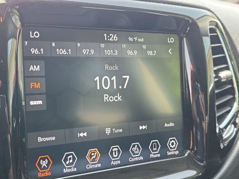 Used 2019 Jeep Compass Limited AWD/4WD image 26