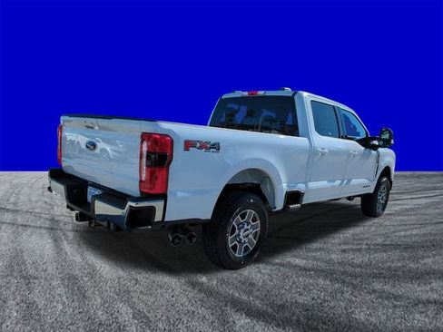 New 2026 Ford F250 Lariat w/ FX4 Off-Road Package AWD/4WD image 4