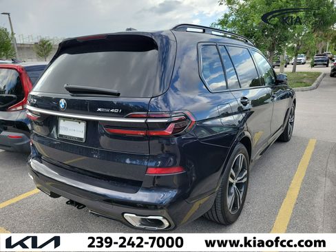 Used 2024 BMW X7 xDrive40i w/ M Sport Package image 9