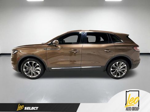 Used 2022 Lincoln Nautilus Reserve w/ Equipment Group 201A AWD/4WD image 10