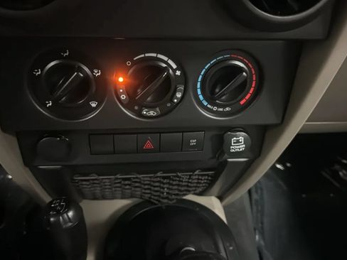 Used 2009 Jeep Wrangler X AWD/4WD image 15