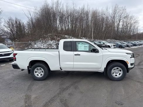 New 2026 Nissan Frontier S image 4