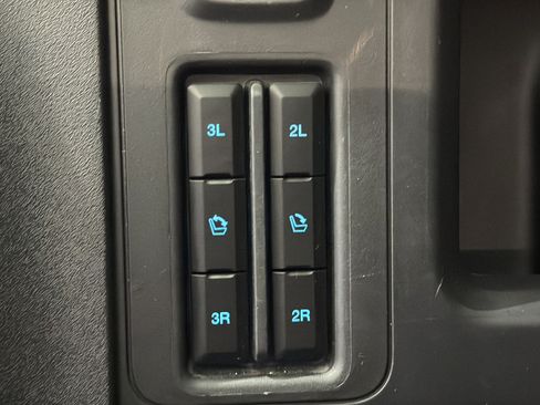 Used 2025 Ford Expedition Max Active AWD/4WD image 32