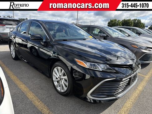 Used 2023 Toyota Camry LE FWD image 1