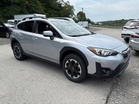 Used 2022 Subaru Crosstrek 2.0i Premium AWD/4WD image 6