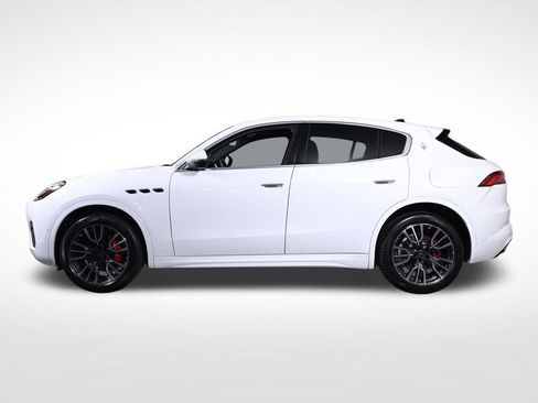 Used 2025 Maserati Grecale GT AWD/4WD image 2