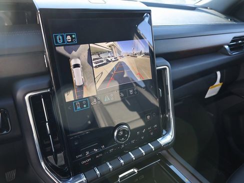 New 2026 GMC Yukon XL Denali w/ Denali Reserve Package image 15