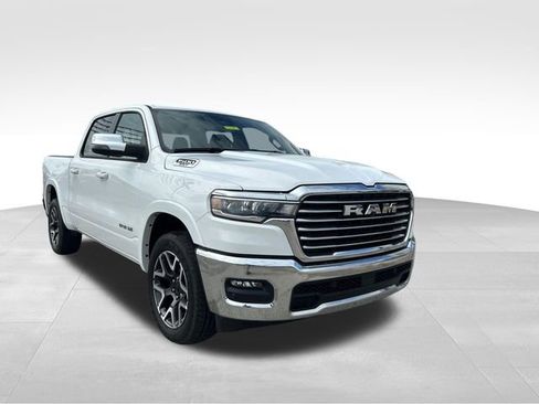 Used 2025 RAM 1500 Laramie image 7