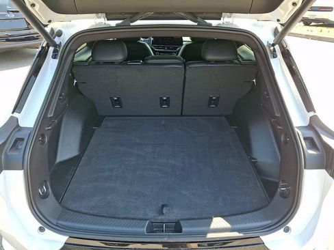 Used 2025 Chevrolet Equinox EV RS FWD image 31