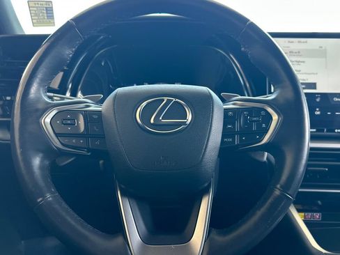 Used 2024 Lexus TX 350 AWD w/ Captains Chair Package image 27