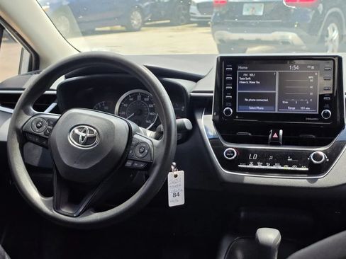 Used 2021 Toyota Corolla LE FWD image 7