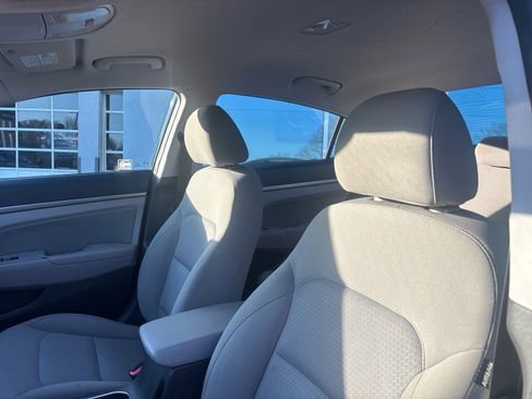 Used 2018 Hyundai Elantra SEL image 15