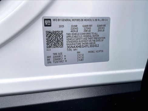 Used 2026 Chevrolet Equinox LT FWD image 31