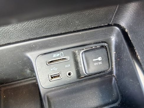 Used 2018 Jeep Cherokee Latitude image 18