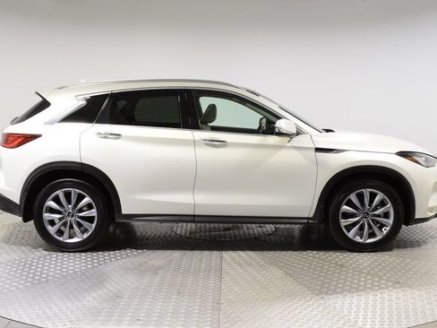 Certified 2022 INFINITI QX50 Luxe AWD/4WD image 3