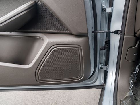 Used 2023 Porsche Macan image 19