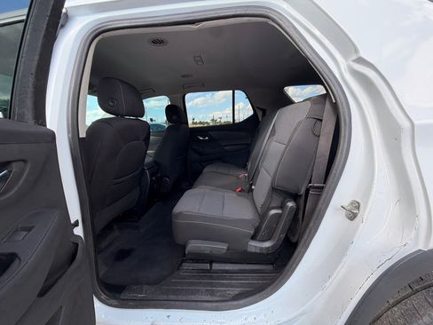 Used 2020 Chevrolet Traverse LS image 10