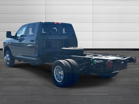 New 2026 RAM 3500 Tradesman AWD/4WD image 6