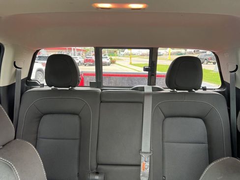 Used 2017 Chevrolet Colorado LT w/ LT Convenience Package AWD/4WD image 14