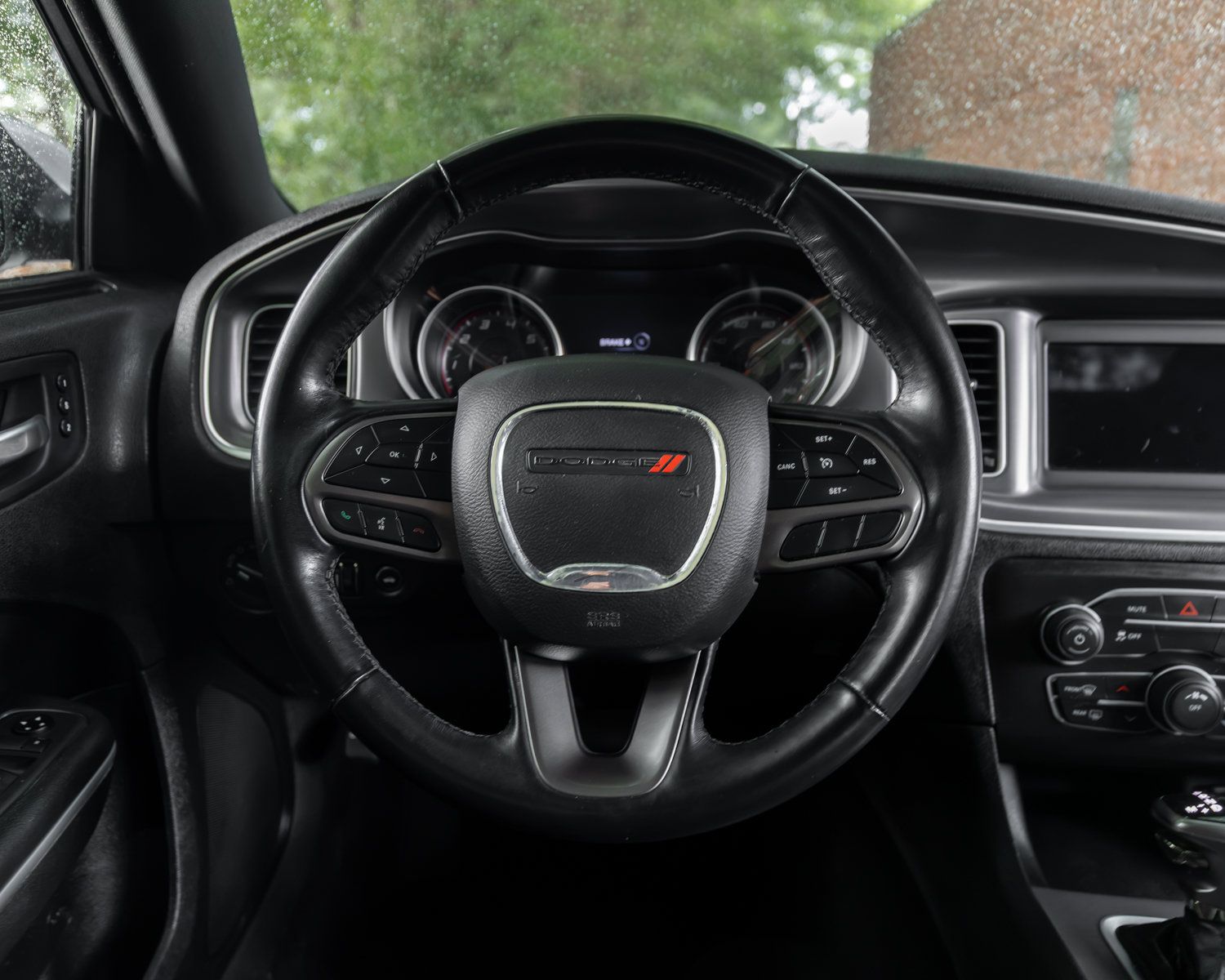 Used 2021 Dodge Charger SXT w/ Leather Interior Group RWD image 6