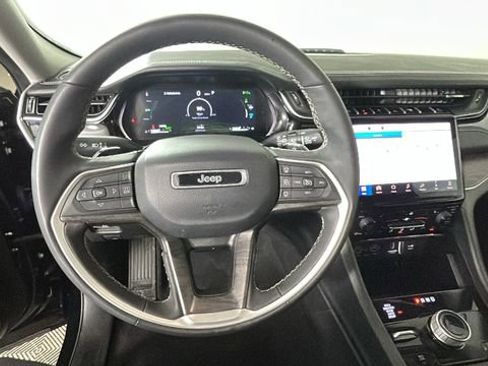 Used 2024 Jeep Grand Cherokee Limited 4xe AWD/4WD image 15