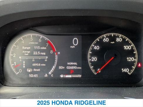 Certified 2025 Honda Ridgeline Black Edition image 16