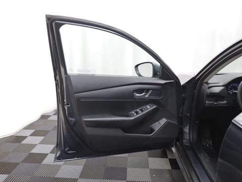 Used 2023 Honda Accord LX image 4