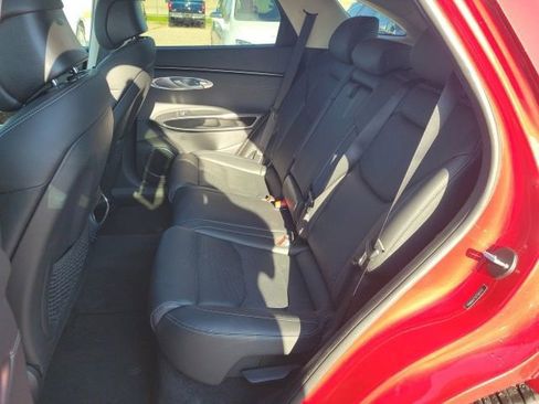 Used 2025 Genesis GV70 2.5T image 16