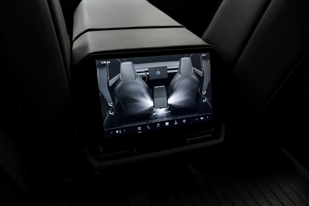 Used 2024 Tesla Cybertruck Cyberbeast AWD/4WD image 37