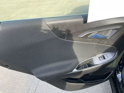 Used 2023 Chevrolet Malibu LT image 12