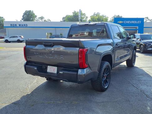 Used 2023 Toyota Tundra SR5 w/ SR5 Convenience Package AWD/4WD image 2