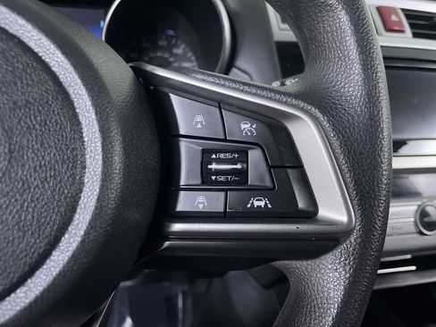 Used 2019 Subaru Outback 2.5i AWD/4WD image 25