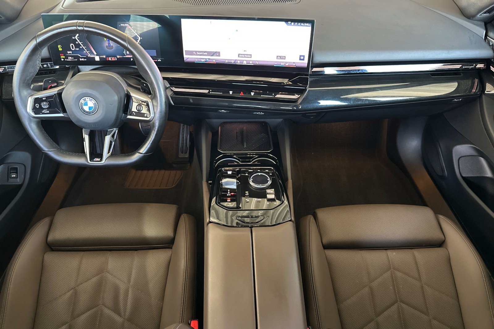 Used 2025 BMW 530i xDrive w/ M Sport Package AWD/4WD image 12