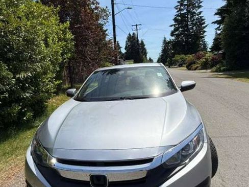 Used 2018 Honda Civic EX-T image 16