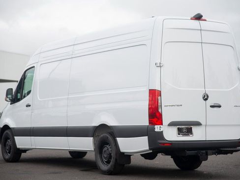 New 2025 Mercedes-Benz Sprinter 2500 image 5