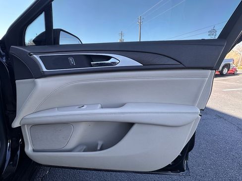 Used 2018 Lincoln MKZ Select w/ Select Plus Package image 24