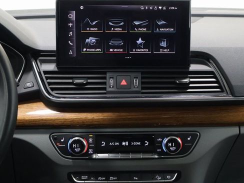 Used 2021 Audi Q5 2.0T Premium Plus w/ Premium Plus Package image 19